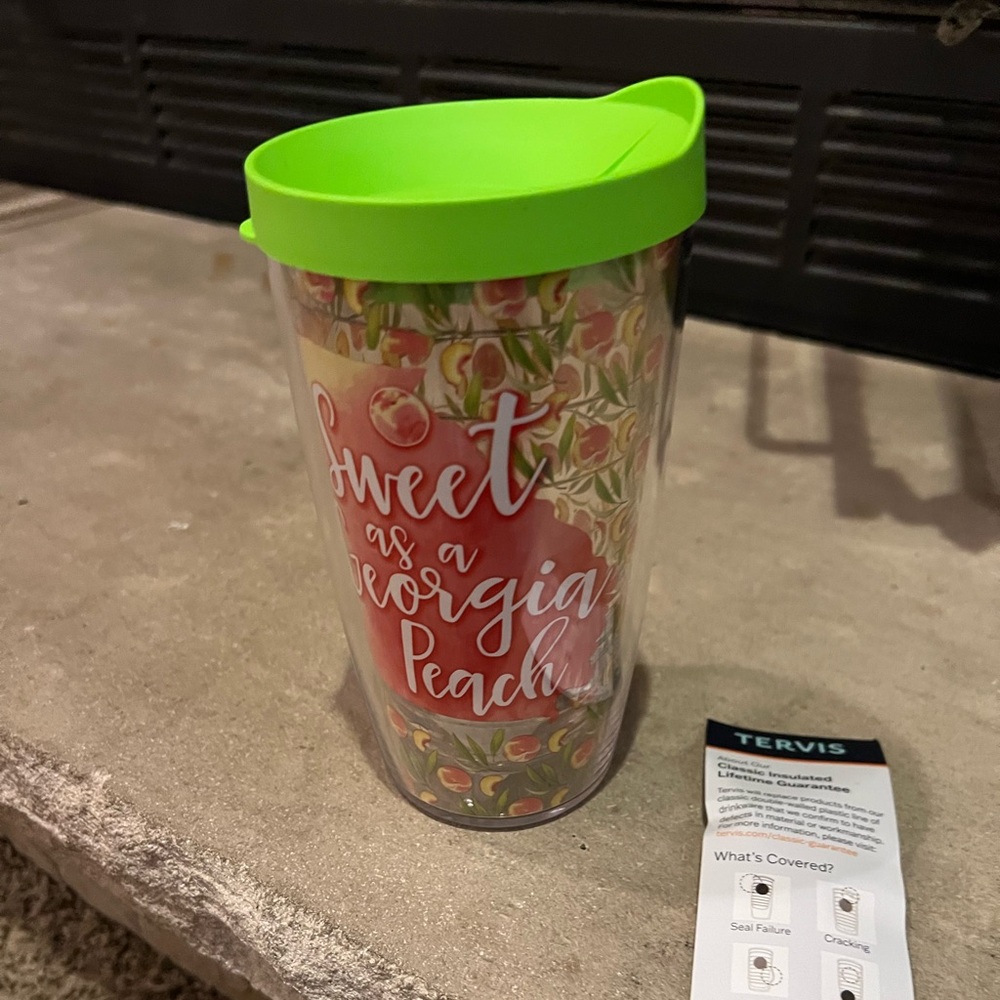 Tervis Tumbler with Green Lid new with tags